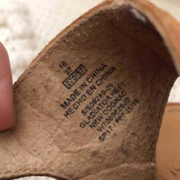 Old Navy Faux Suede Gold Stud Lace Up Gladiator Block Heel Sandals 10 - Picture 7 of 9